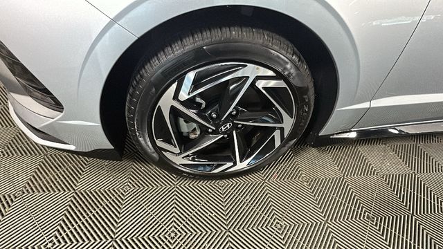 2026 Hyundai Sonata SEL - Photo 9