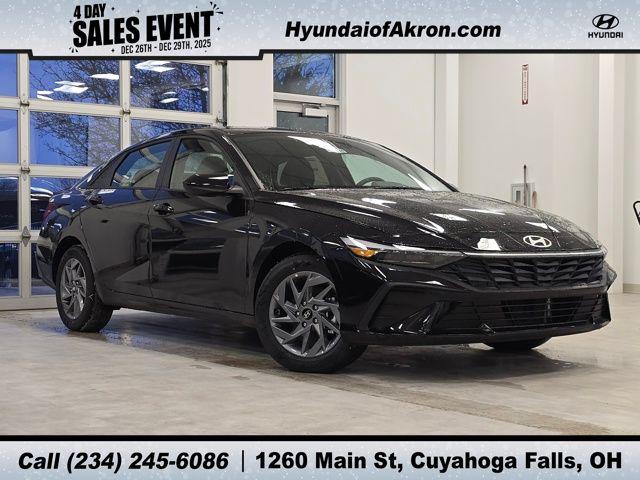 2026 Hyundai Elantra Blue's photo