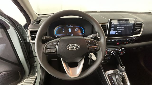 2026 Hyundai Venue SE - Photo 14
