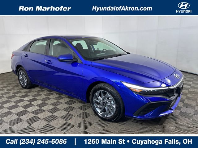 2025 Hyundai Elantra Blue
