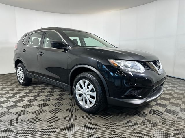 2016 Nissan Rogue S photo 2