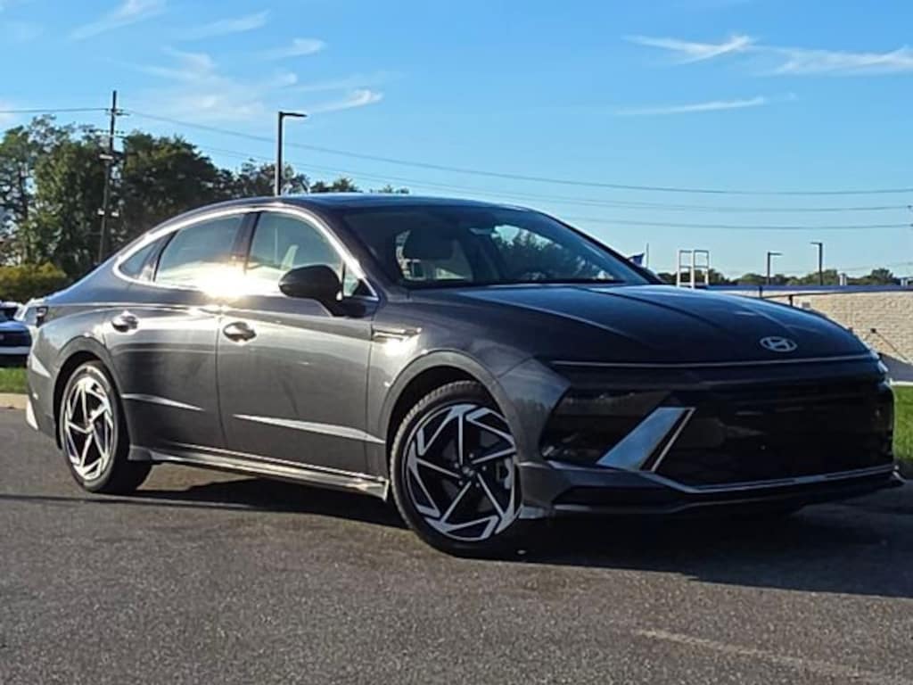 Certified 2025 Hyundai Sonata SEL Convenience Sedan