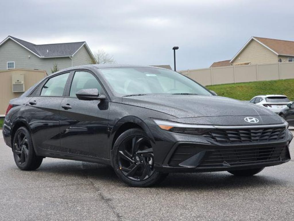 New 2026 Hyundai Elantra SEL Sport Sedan