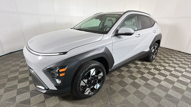 2025 Hyundai Kona SEL - Photo 7