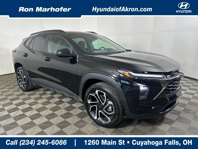 2025 Chevrolet Trax RS's photo