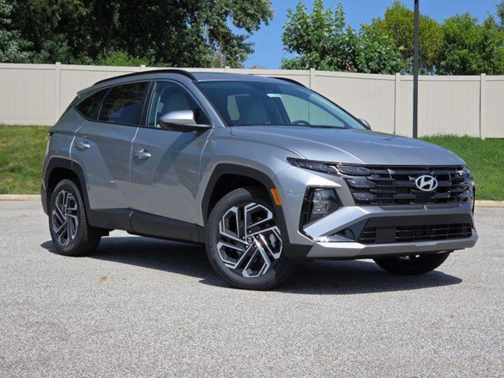 New 2026 Hyundai Tucson SEL Plus AWD SUV