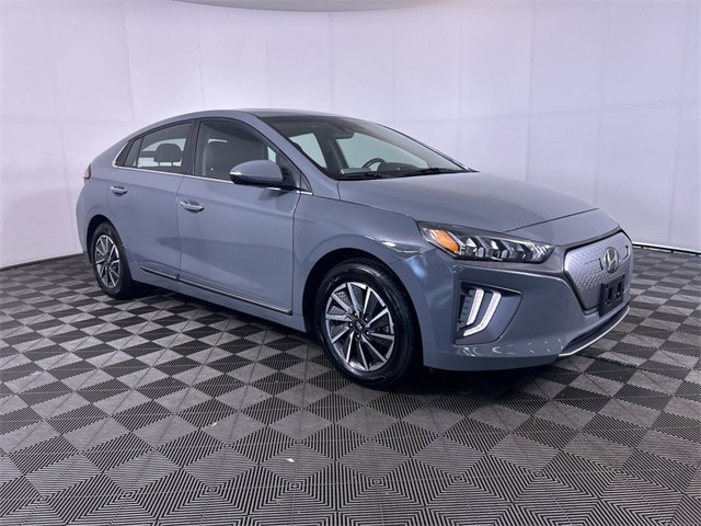 Used 2020 Hyundai IONIQ Limited with VIN KMHC85LJ0LU061638 for sale in Cuyahoga Falls, OH