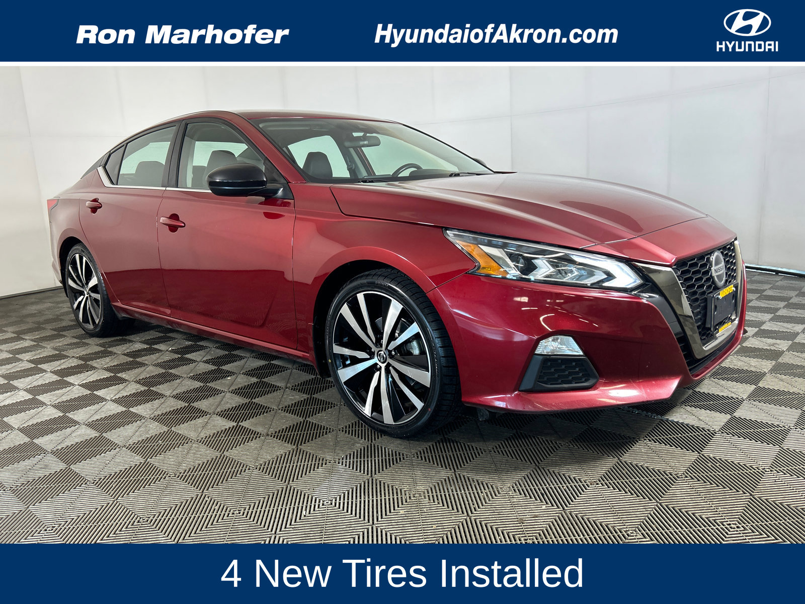 2022 Nissan Altima SR
