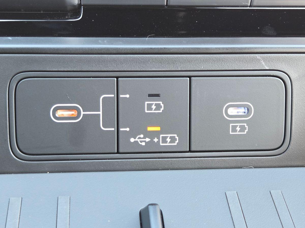 2026 Hyundai Santa Fe Calligraphy - Photo 13