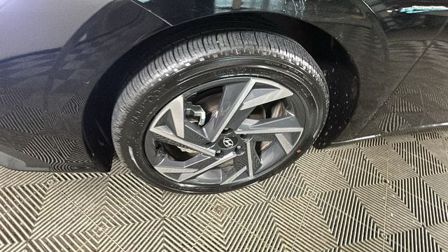 2025 Hyundai Elantra Blue - Photo 10
