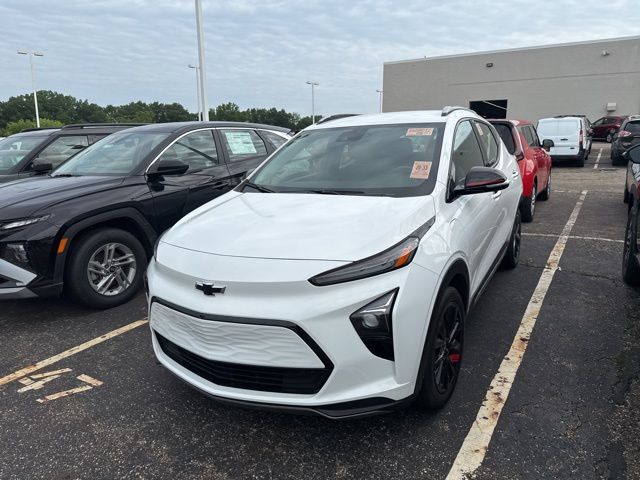 Used 2023 Chevrolet Bolt EUV Premier with VIN 1G1FZ6S02P4128350 for sale in Cuyahoga Falls, OH