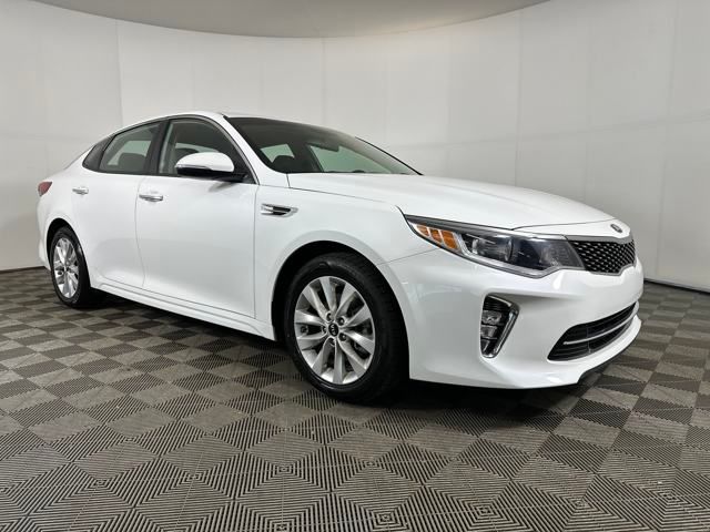 Used 2018 Kia Optima S with VIN 5XXGT4L38JG209733 for sale in Cuyahoga Falls, OH