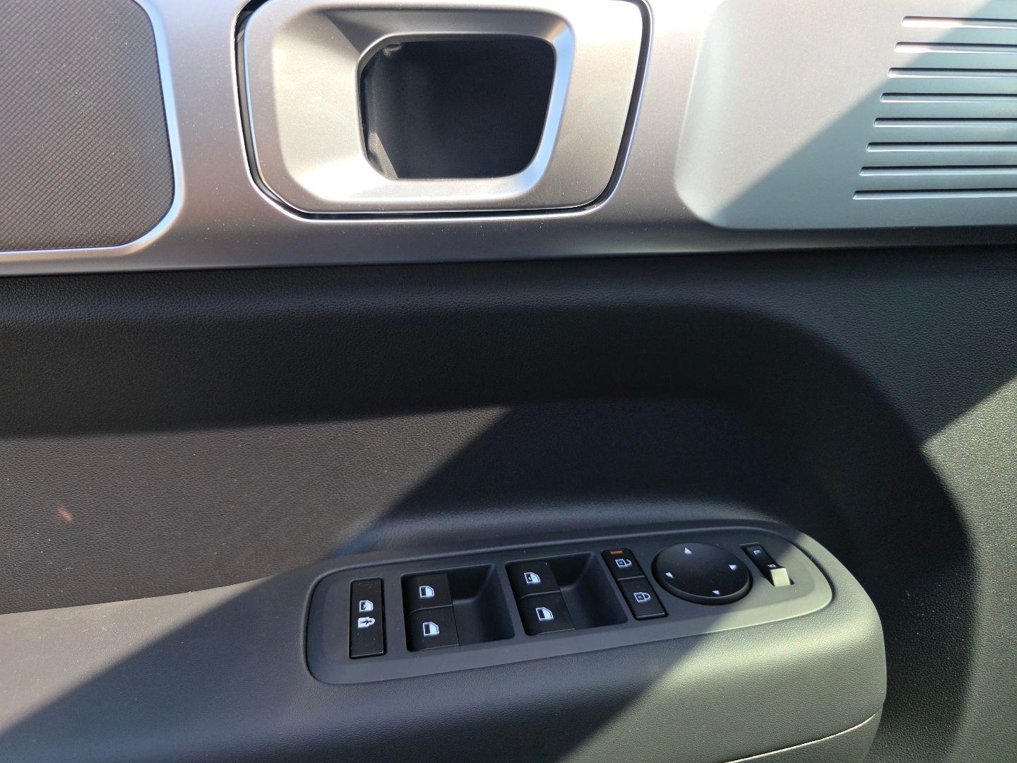 2026 Hyundai Santa Fe SE - Photo 27