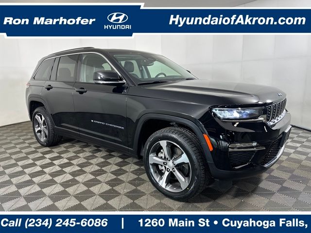 2023 Jeep Grand Cherokee 4xe's photo