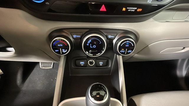 2023 Hyundai Venue SEL - Photo 21