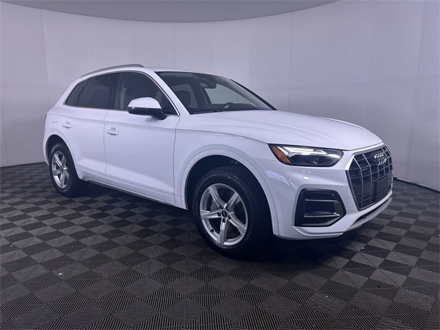 Used 2022 Audi Q5 Premium with VIN WA1ABAFY1N2125208 for sale in Cuyahoga Falls, OH