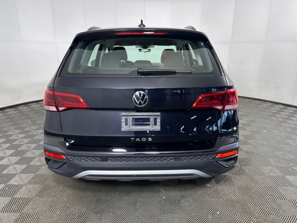 Used 2024 Volkswagen Taos 1.5T S SUV