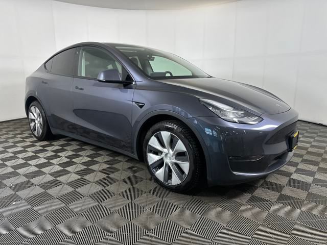 Used 2021 Tesla Model Y Long Range with VIN 5YJYGDEE6MF087856 for sale in Cuyahoga Falls, OH