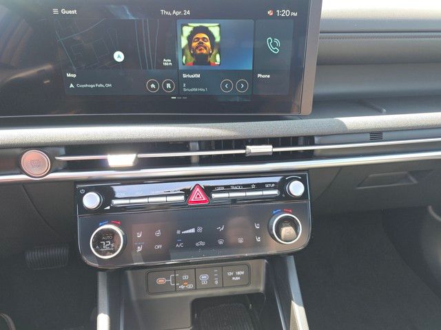 2025 Hyundai Santa Cruz Limited - Photo 13