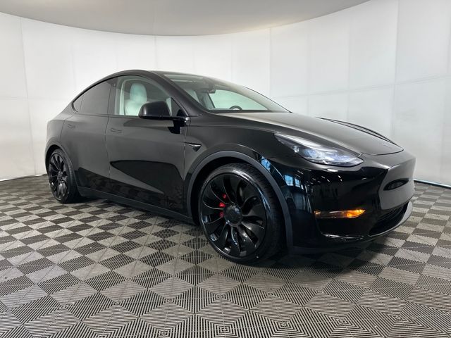 Used 2022 Tesla Model Y Performance with VIN 7SAYGDEF4NF462933 for sale in Cuyahoga Falls, OH