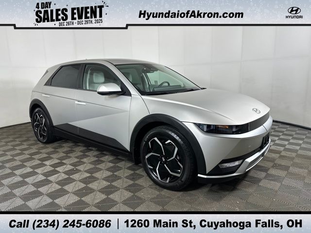 2023 Hyundai IONIQ 5 SEL's photo