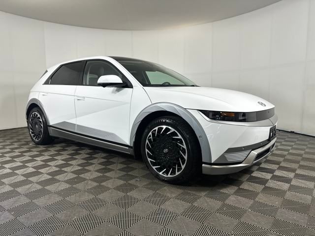 Used 2022 Hyundai IONIQ 5 Limited with VIN KM8KRDAF3NU076509 for sale in Cuyahoga Falls, OH