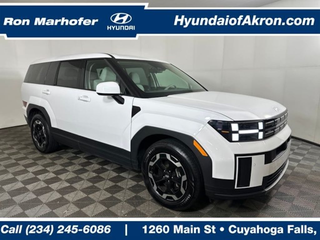 Used 2024 Hyundai Santa Fe SE SUV