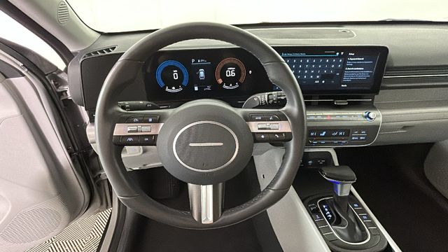 2025 Hyundai Kona SEL - Photo 15