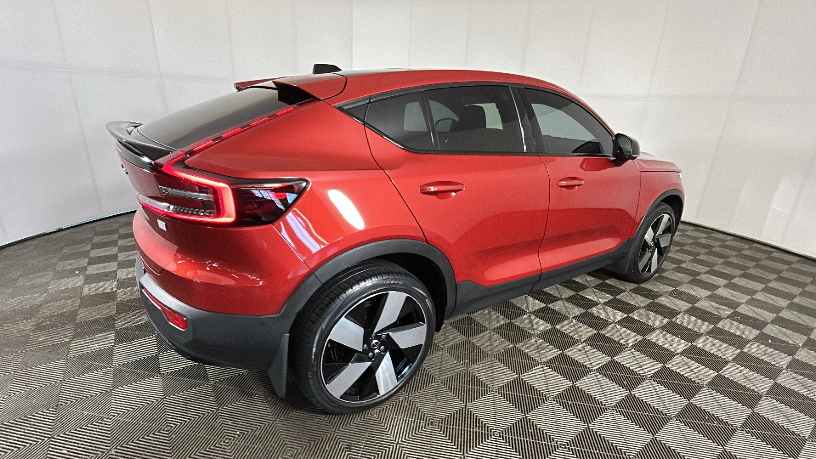 Used 2023 Volvo C40 Ultimate with VIN YV4ED3GM4P2039268 for sale in Cuyahoga Falls, OH