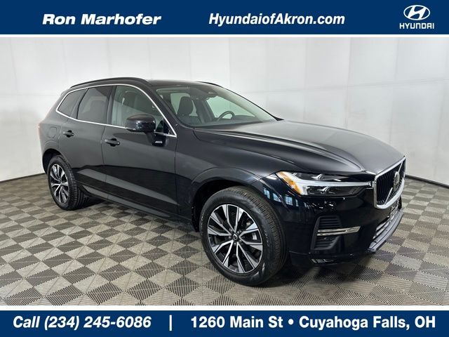 2023 Volvo XC60 B5 Core AWD's photo