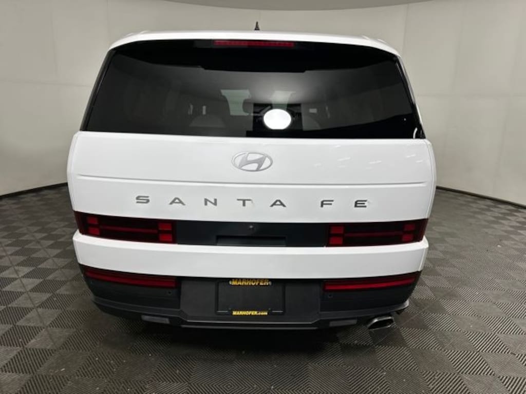 Used 2024 Hyundai Santa Fe SE SUV