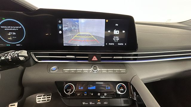 2025 Hyundai Elantra Blue - Photo 25