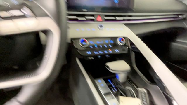 2023 Hyundai Elantra Limited - Photo 29