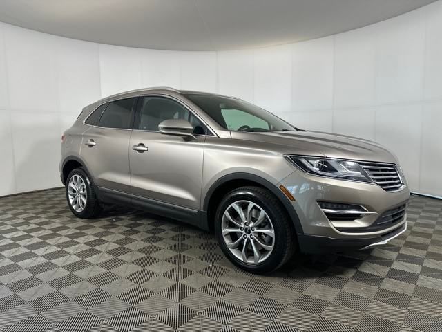 Used 2018 Lincoln MKC Select with VIN 5LMCJ2D95JUL03101 for sale in Cuyahoga Falls, OH