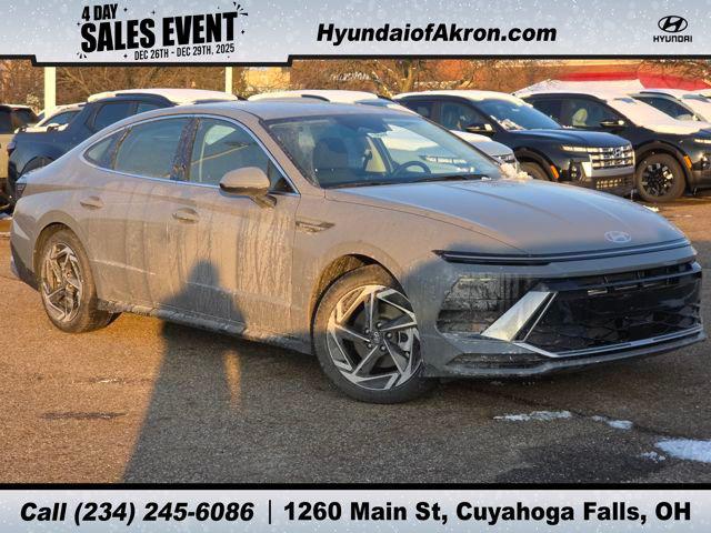 2026 Hyundai Sonata SEL's photo