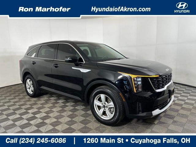 2024 Kia Sorento LX's photo