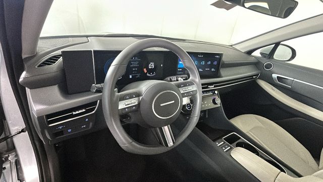 2026 Hyundai Sonata SEL - Photo 13
