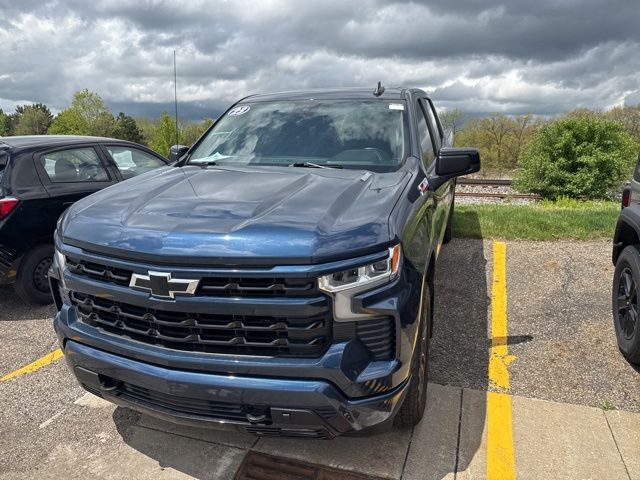 Used 2023 Chevrolet Silverado 1500 RST with VIN 1GCUDEE88PZ116182 for sale in Cuyahoga Falls, OH