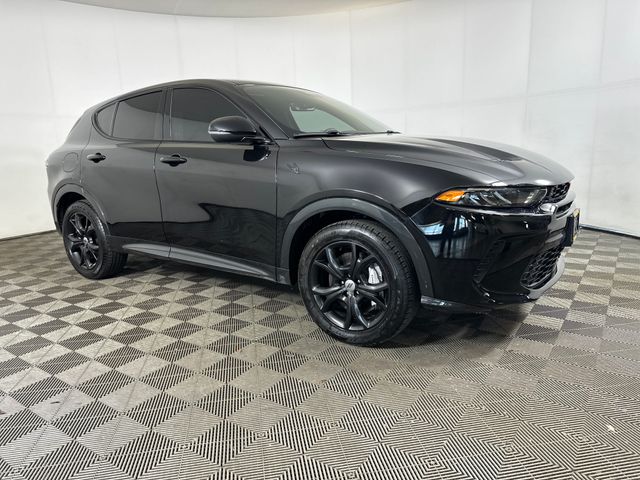 Used 2024 Dodge Hornet R/T with VIN ZACPDFCW0R3A15554 for sale in Cuyahoga Falls, OH