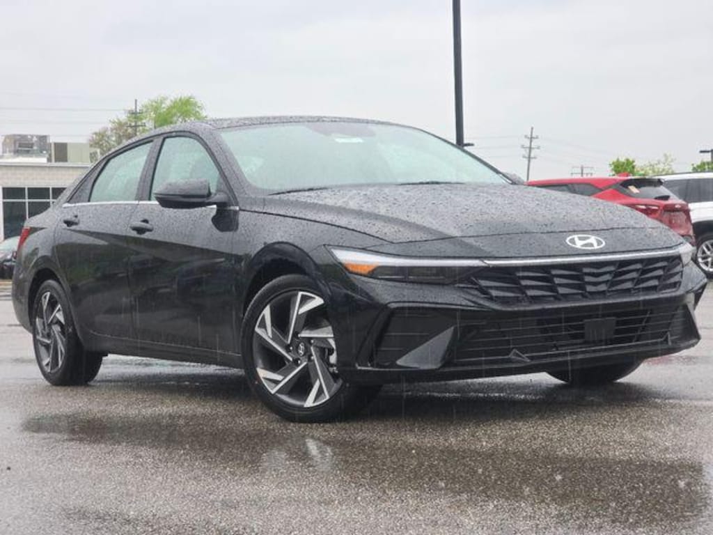 New 2026 Hyundai Elantra Limited Sedan