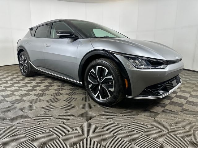Used 2022 Kia Ev6 Wind with VIN KNDC3DLC6N5042281 for sale in Cuyahoga Falls, OH