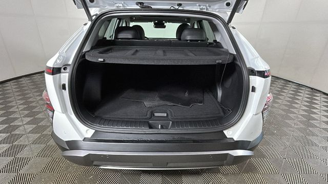 2025 Hyundai Kona Limited - Photo 29