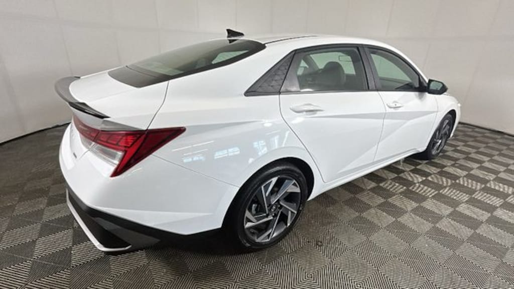 Certified 2025 Hyundai Elantra Hybrid SEL Sport Sedan