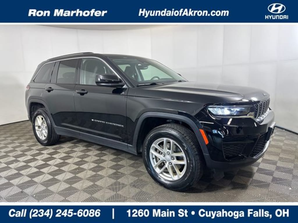 Used 2023 Jeep Grand Cherokee Laredo SUV