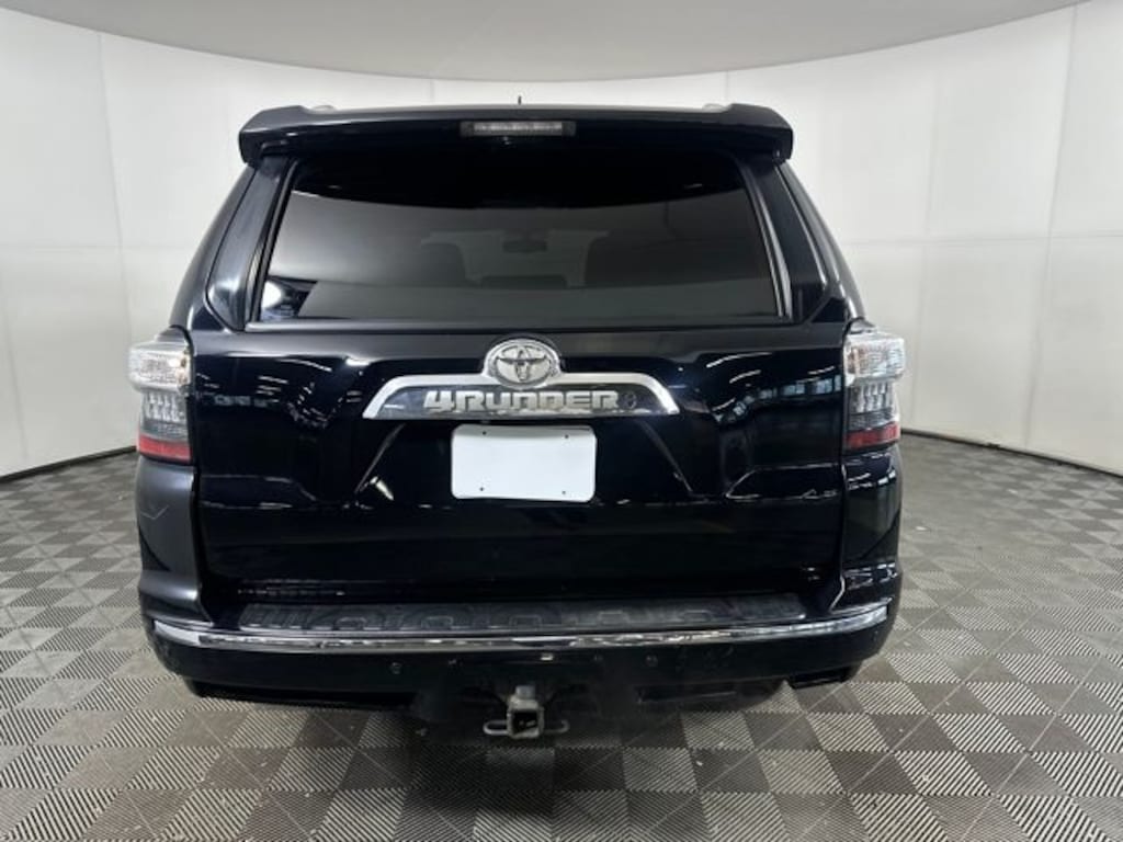 Used 2016 Toyota 4Runner Limited SUV