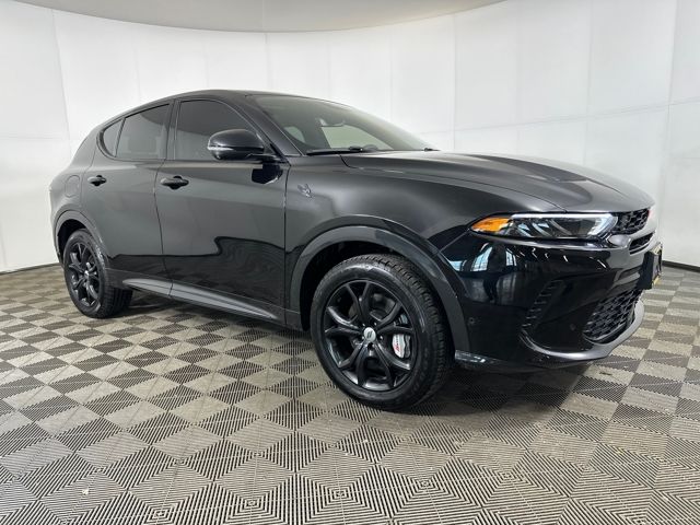 Used 2024 Dodge Hornet R/T with VIN ZACPDFCW9R3A18274 for sale in Cuyahoga Falls, OH