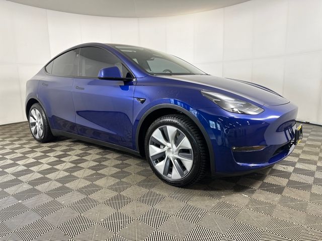 Used 2023 Tesla Model Y Long Range with VIN 7SAYGDEE1PF840684 for sale in Cuyahoga Falls, OH
