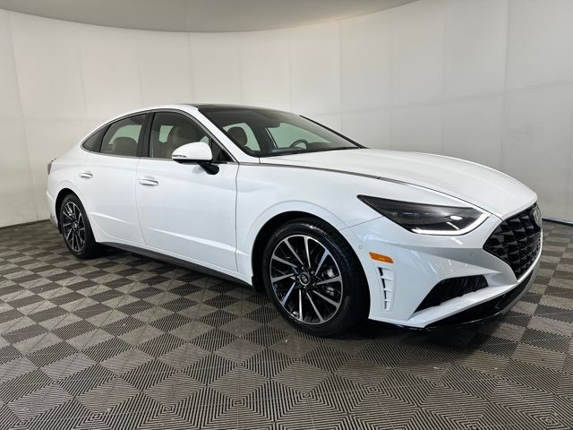 2021 Hyundai Sonata Limited photo 2