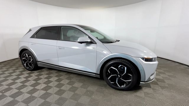 Used 2024 Hyundai IONIQ 5 Limited with VIN KM8KR4DE9RU271054 for sale in Cuyahoga Falls, OH