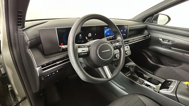 2025 Hyundai Santa Cruz SE - Photo 14
